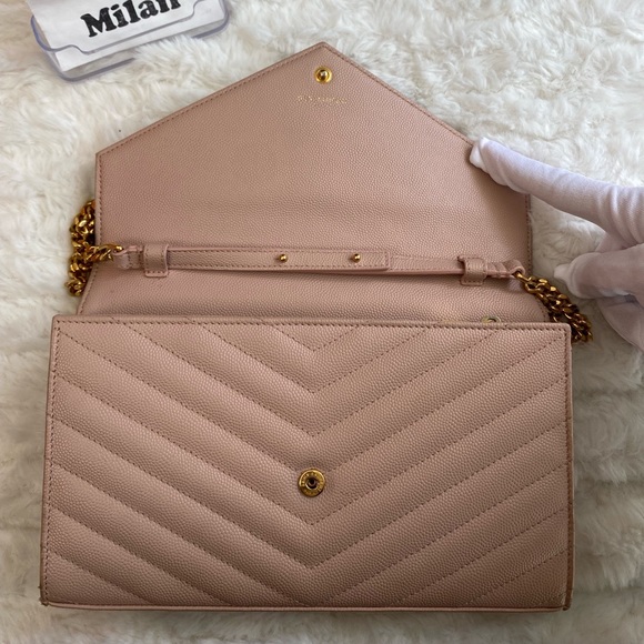 Saint Laurent Monogram Envelope - Picture 3 of 14